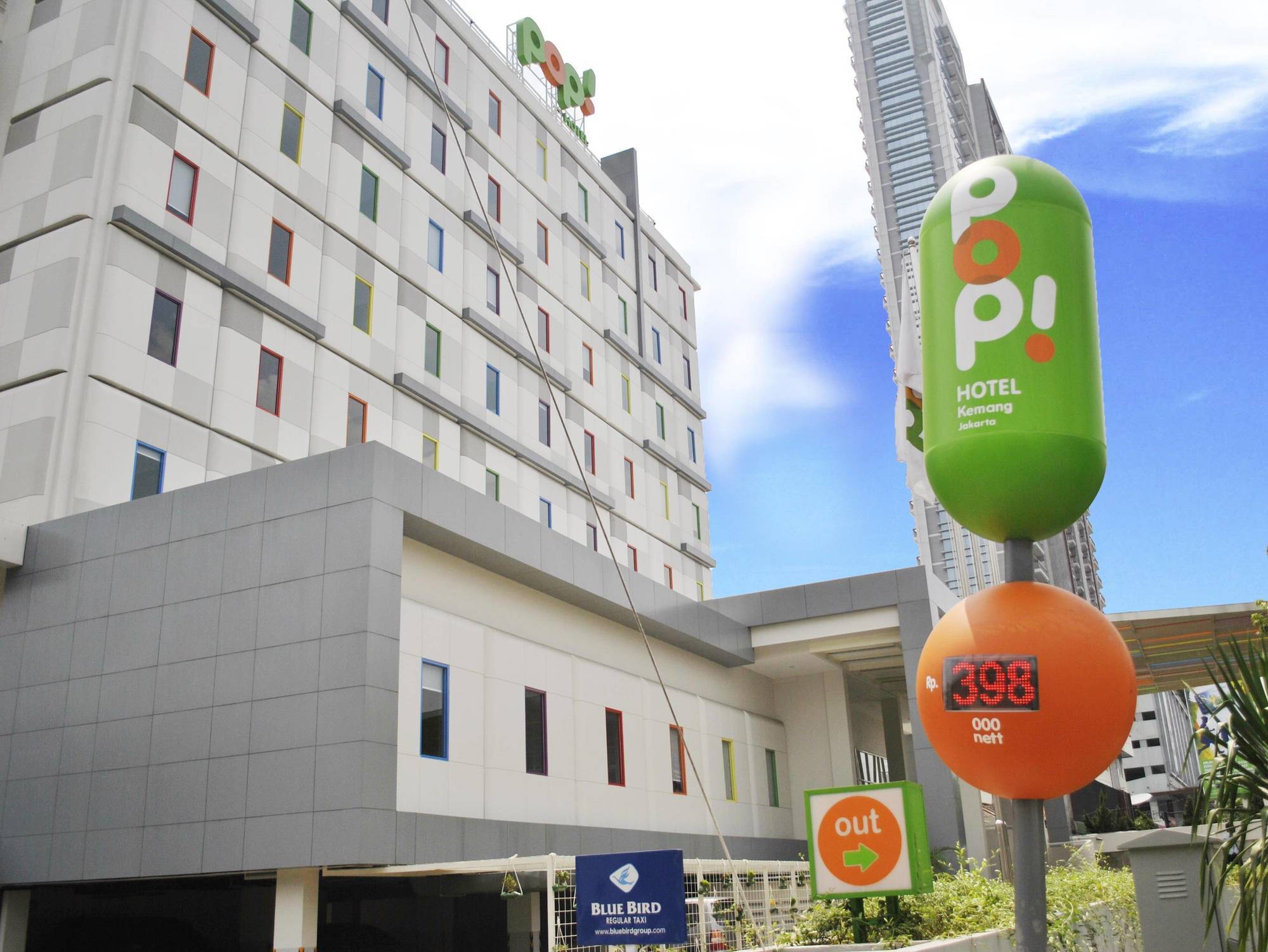 Pop! Hotel Kemang Jakarta Ngoại thất bức ảnh