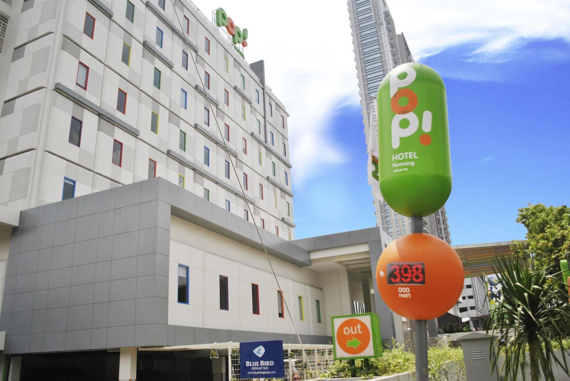 Pop! Hotel Kemang Jakarta Ngoại thất bức ảnh