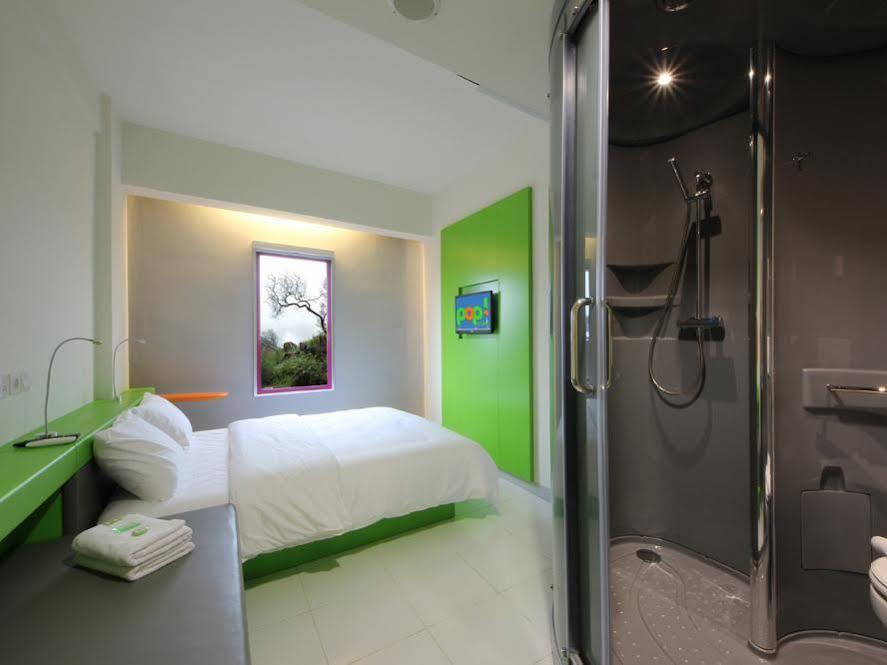Pop! Hotel Kemang Jakarta Ngoại thất bức ảnh