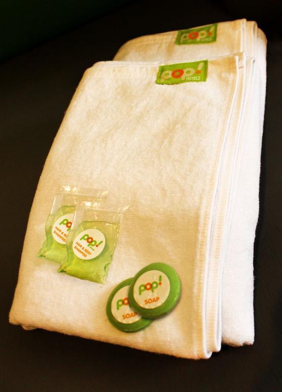 Pop! Hotel Kemang Jakarta Ngoại thất bức ảnh